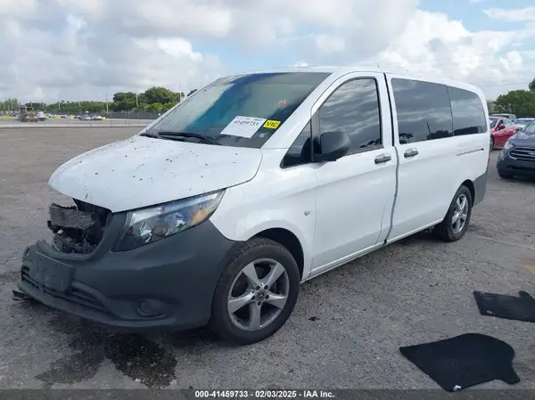 W1WV0FEY8P4234904 2023 MERCEDES-BENZ METRIS - Image 2