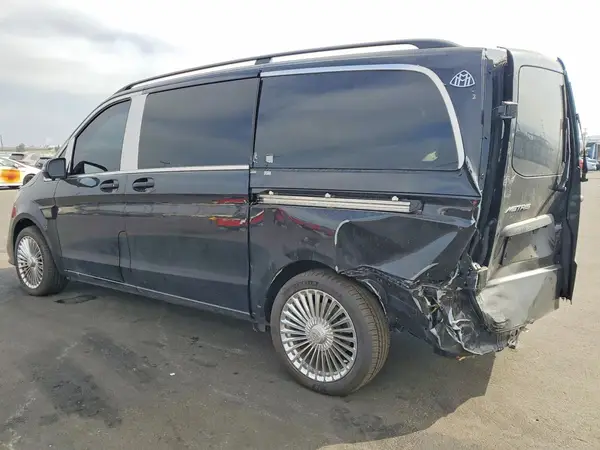 W1WV0FEY8P4330788 2023 MERCEDES-BENZ METRIS - Image 2