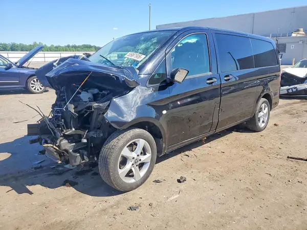 W1WV0FEY9L3710755 2020 MERCEDES-BENZ METRIS - Image 1