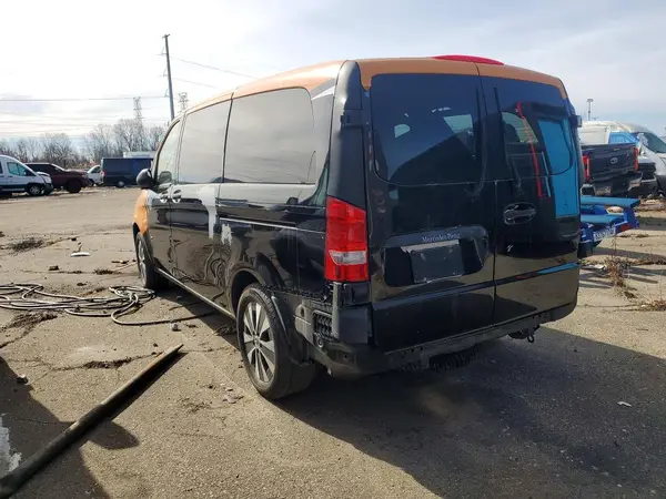 W1WV0FEY9P4344232 2023 MERCEDES-BENZ METRIS - Image 2