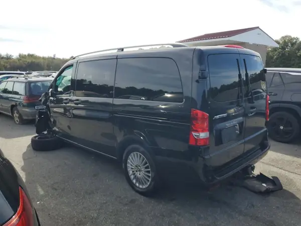 W1WV0FEYXP4216100 2023 MERCEDES-BENZ METRIS - Image 2