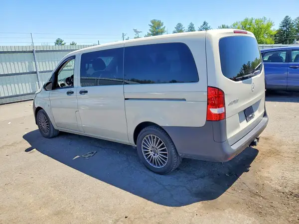 W1XV0FEY4M3864061 2021 MERCEDES-BENZ METRIS - Image 2