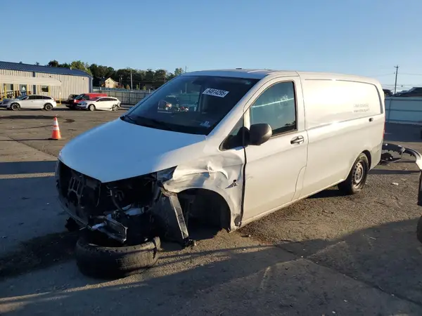 W1YV0BEY1N4173814 2022 MERCEDES-BENZ METRIS - Image 1