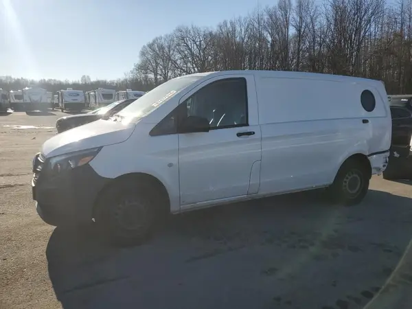 W1YV0BEY4N4163973 2022 MERCEDES-BENZ METRIS - Image 1