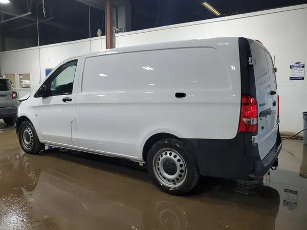 W1YV0BEY5L3731098 2020 MERCEDES-BENZ METRIS - Image 2