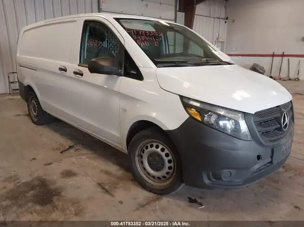 W1YV0BEY6L3760724 2020 MERCEDES-BENZ METRIS - Image 1