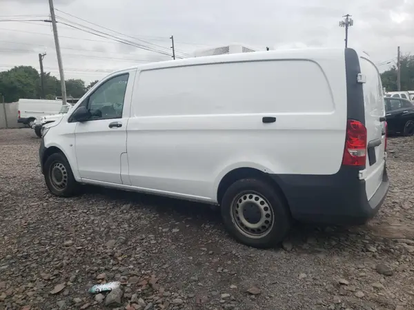 W1YV0BEY6N4138833 2022 MERCEDES-BENZ METRIS - Image 2