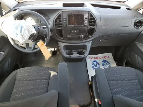 W1YV0BEY6N4138833 2022 MERCEDES-BENZ METRIS - Image 8