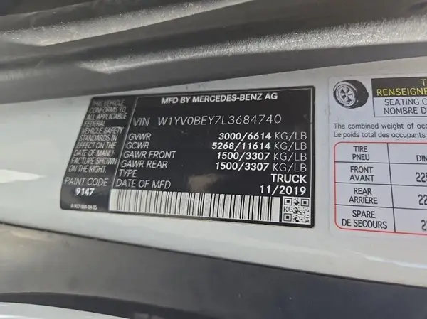 W1YV0BEY7L3684740 2020 MERCEDES-BENZ METRIS - Image 2