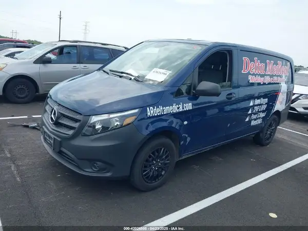 W1YV0BEY7N4132636 2022 MERCEDES-BENZ METRIS - Image 2