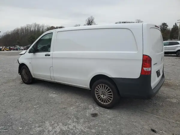 W1YV0BEY7P4241648 2023 MERCEDES-BENZ METRIS - Image 2
