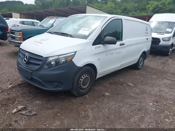 W1YV0BEY9M3906034 2021 MERCEDES-BENZ METRIS - Image 2
