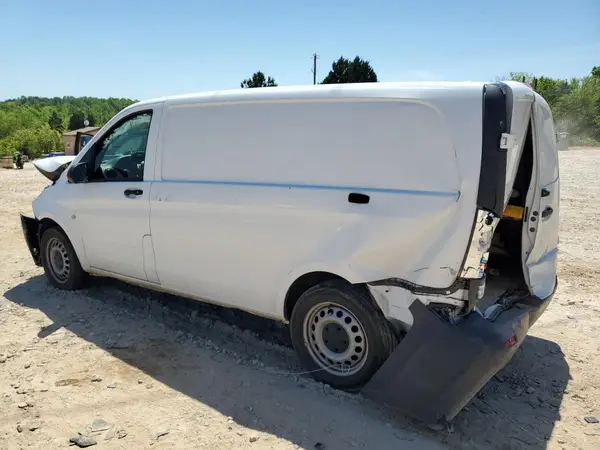 W1YV0BEYXP4227971 2023 MERCEDES-BENZ METRIS - Image 2