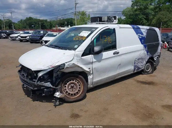 W1YV0CEY0L3687162 2020 MERCEDES-BENZ METRIS - Image 2