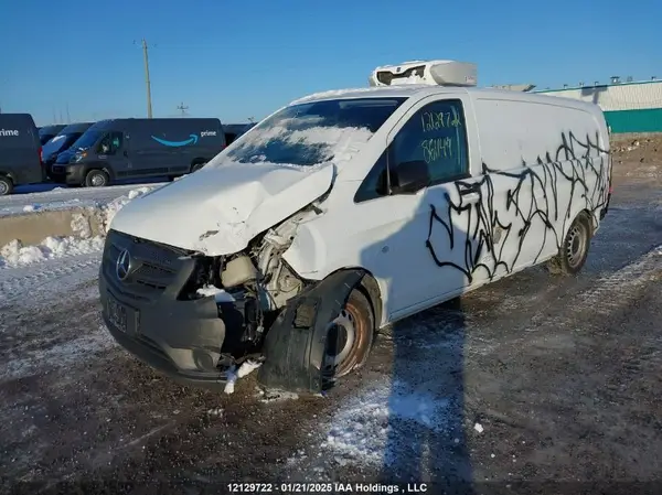 W1YV0CEY0M3861149 2021 MERCEDES-BENZ METRIS - Image 2