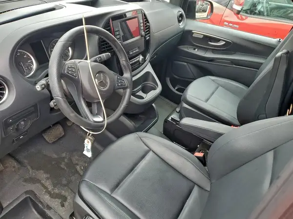 W1YV0CEY0P4258068 2023 MERCEDES-BENZ METRIS - Image 8