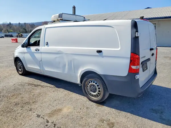 W1YV0CEY2M3827228 2021 MERCEDES-BENZ METRIS - Image 2