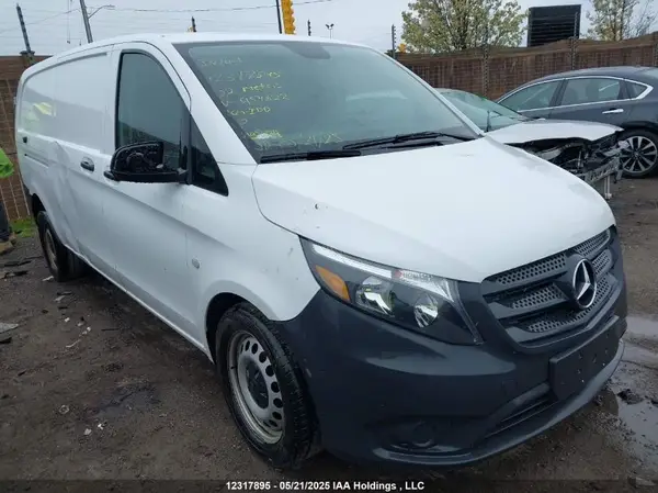 W1YV0CEY3N3954622 2022 MERCEDES-BENZ METRIS - Image 1