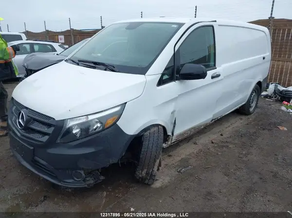 W1YV0CEY3N3954622 2022 MERCEDES-BENZ METRIS - Image 2