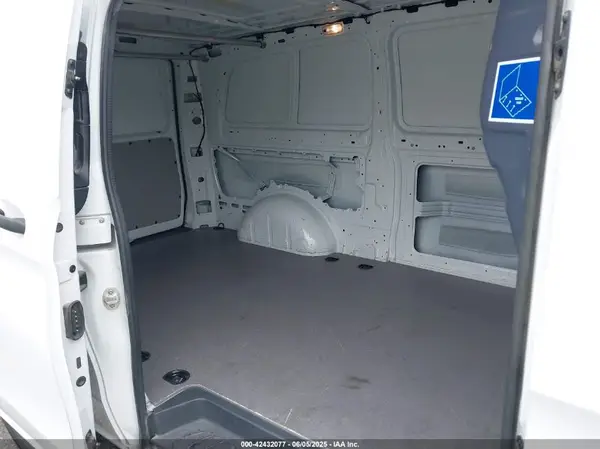 W1YV0CEY4N3961398 2022 MERCEDES-BENZ METRIS - Image 8