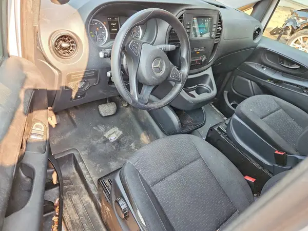 W1YV0CEY4P4297553 2023 MERCEDES-BENZ METRIS - Image 8