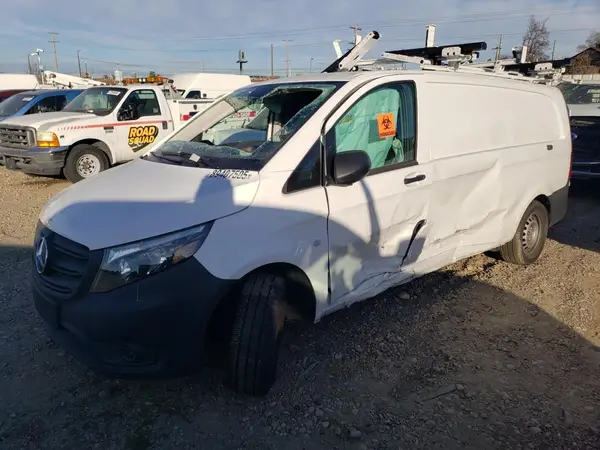 W1YV0CEY4P4359615 2023 MERCEDES-BENZ METRIS - Image 1