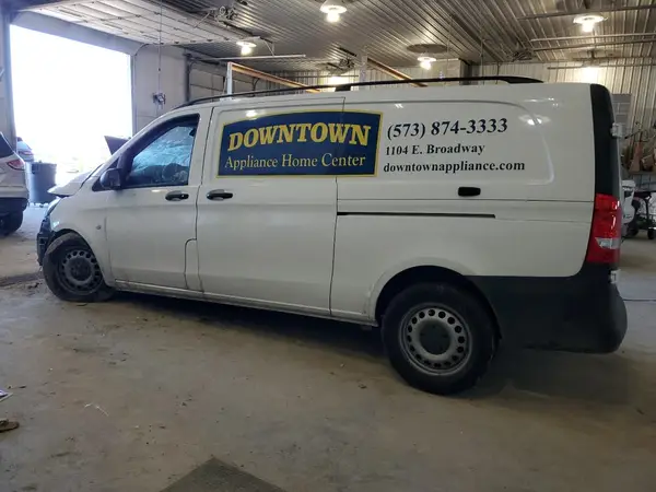W1YV0CEY6M3857204 2021 MERCEDES-BENZ METRIS - Image 2
