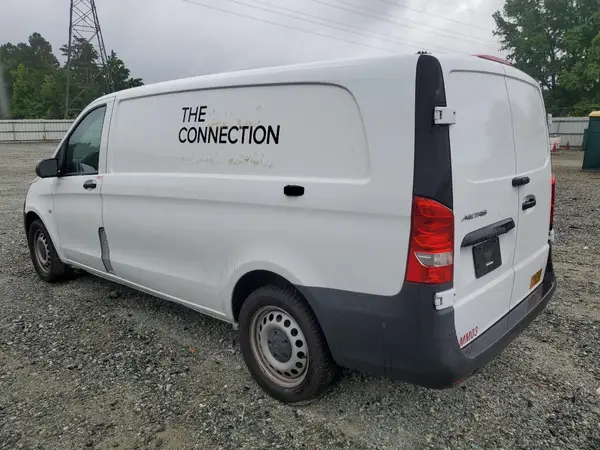 W1YV0CEY6N3963556 2022 MERCEDES-BENZ METRIS - Image 2