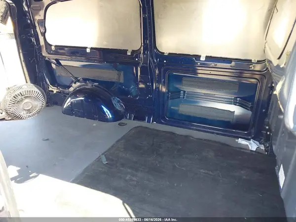 W1YV0CEY7L3692911 2020 MERCEDES-BENZ METRIS - Image 8
