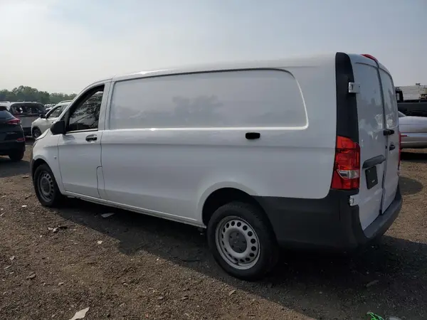 W1YV0CEY7L3700697 2020 MERCEDES-BENZ METRIS - Image 2
