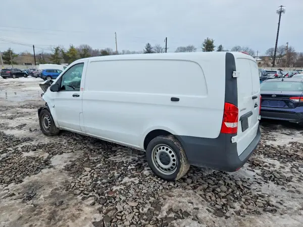 W1YV0CEY7P4243471 2023 MERCEDES-BENZ METRIS - Image 2