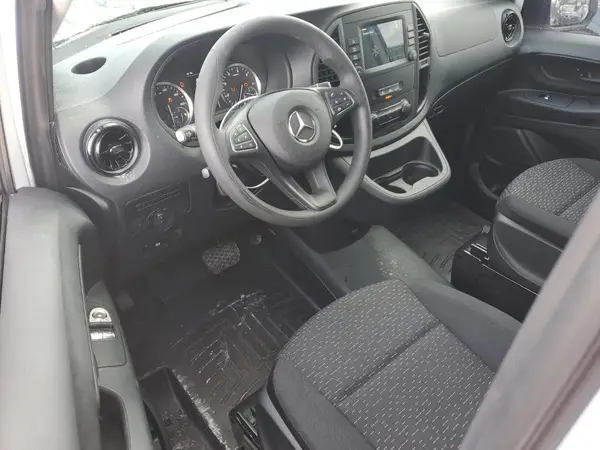 W1YV0CEY8P4363523 2023 MERCEDES-BENZ METRIS - Image 8
