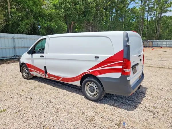 W1YV0CEY9P4258425 2023 MERCEDES-BENZ METRIS - Image 2