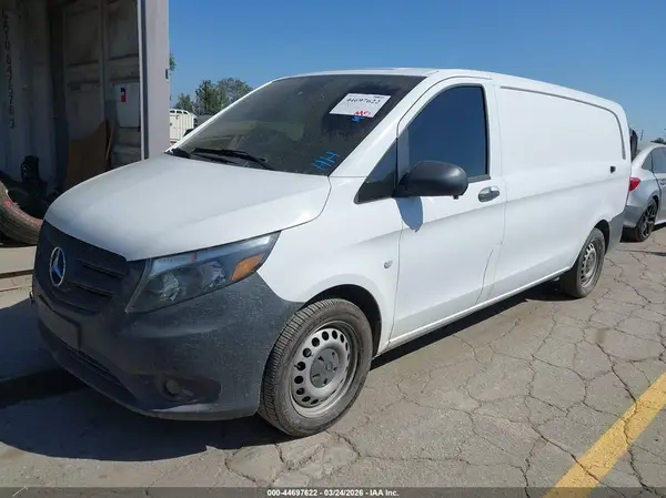 W1YV0CEYXL3685760 2020 MERCEDES-BENZ METRIS - Image 2
