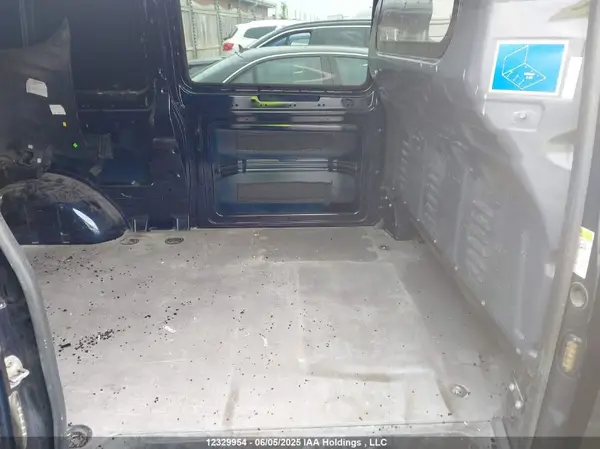 W1YV0CEYXM3875737 2021 MERCEDES-BENZ METRIS - Image 8