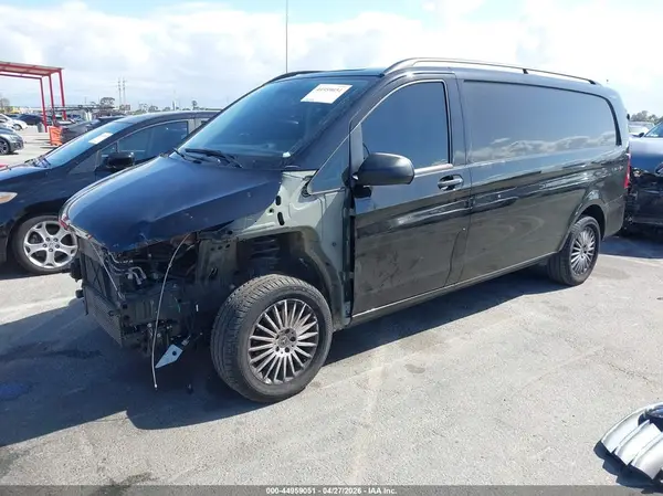 W1YV0CEYXP4287917 2023 MERCEDES-BENZ METRIS - Image 2