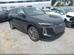 WA11AAGU1S2021523 2025 AUDI Q5