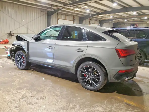 WA124AFY2P2070611 2023 AUDI SQ5 - Image 2