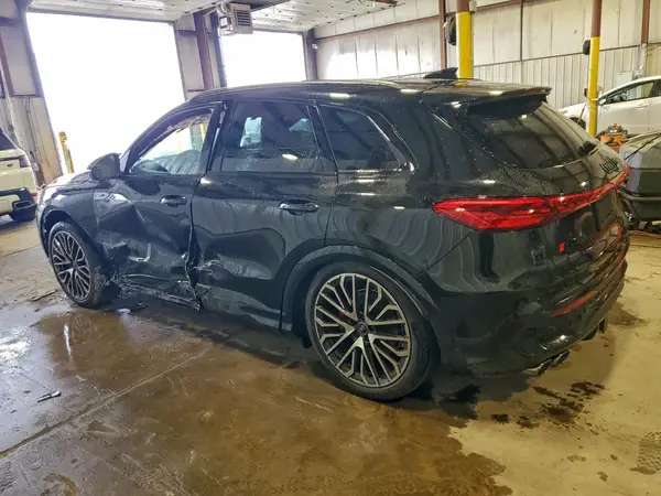 WA125AGU2S2035214 2025 AUDI SQ5 - Image 2