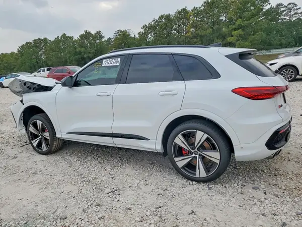 WA125AGU2S2124717 2025 AUDI SQ5 - Image 2