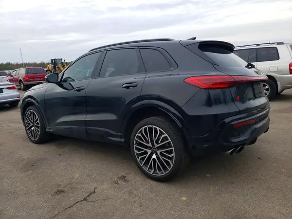 WA125AGUXS2017382 2025 AUDI SQ5 - Image 2