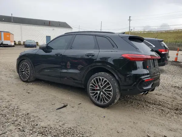 WA125AGUXS2043769 2025 AUDI SQ5 - Image 2