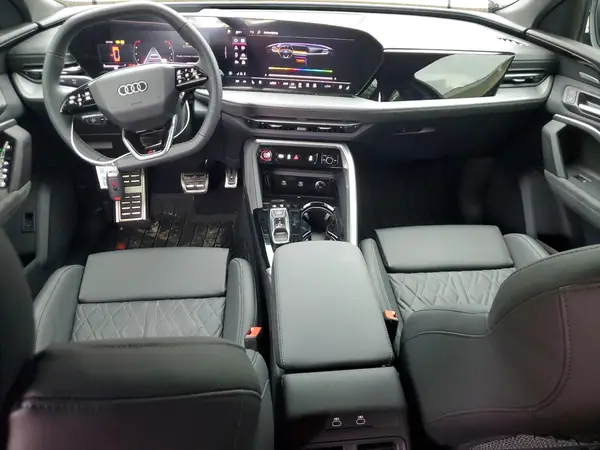 WA125AGUXS2043769 2025 AUDI SQ5 - Image 8