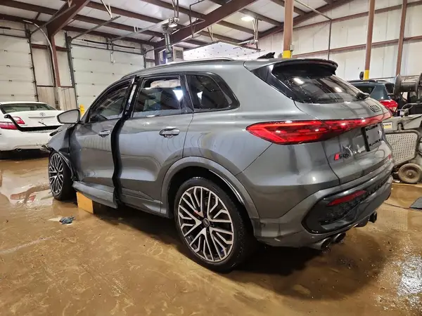 WA125AGUXS2070938 2025 AUDI SQ5 - Image 2