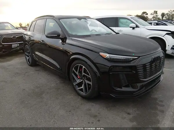 WA125BGF2SA025862 2025 AUDI SQ8