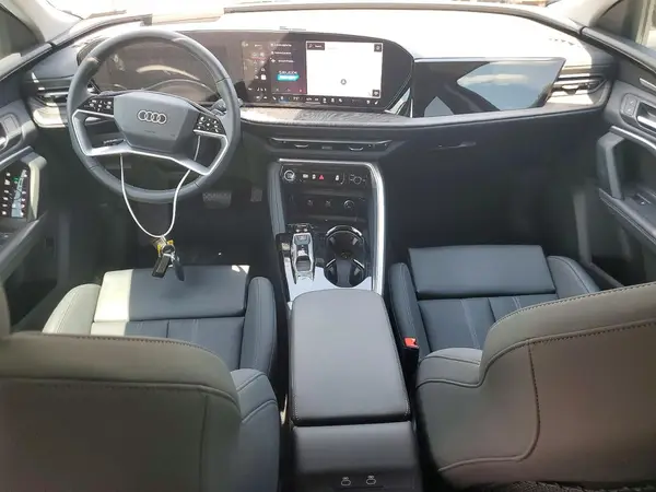 WA12AAGU0S2015328 2025 AUDI Q5 - Image 8