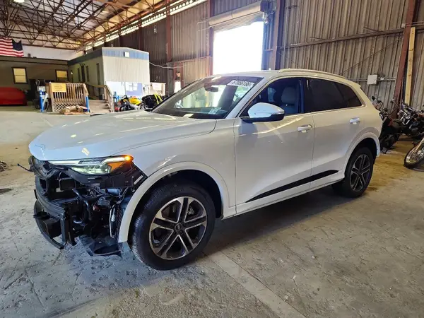 WA12AAGU0S2070121 2025 AUDI Q5 - Image 1