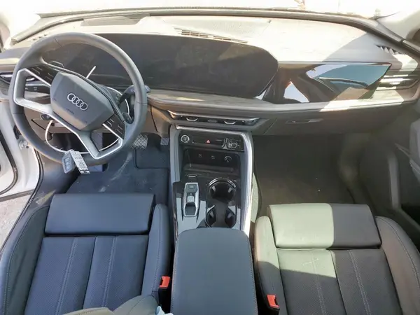 WA12AAGU1S2018089 2025 AUDI Q5 - Image 8