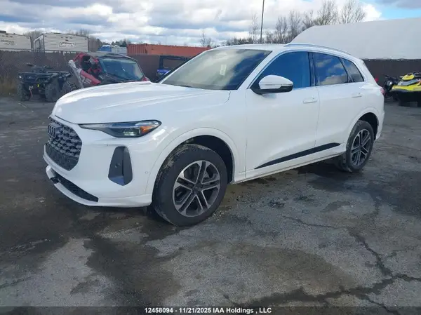 WA12AAGU1S2070645 2025 AUDI Q5 - Image 2