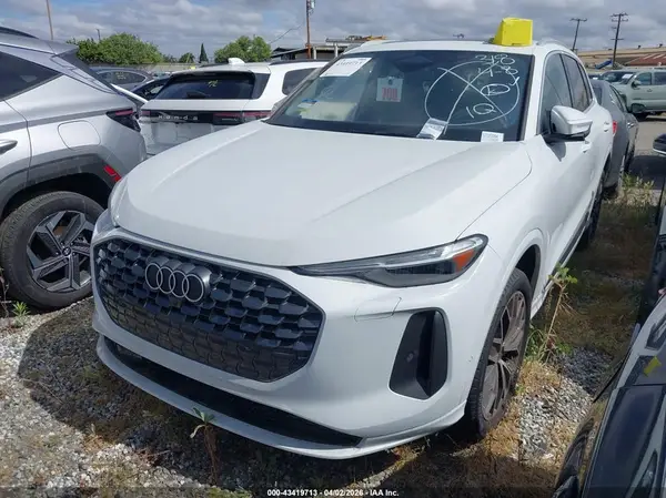 WA12AAGU4S2020094 2025 AUDI Q5 - Image 2